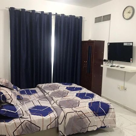 Apartment In Ajman,Furnished Studio Ngoại thất bức ảnh