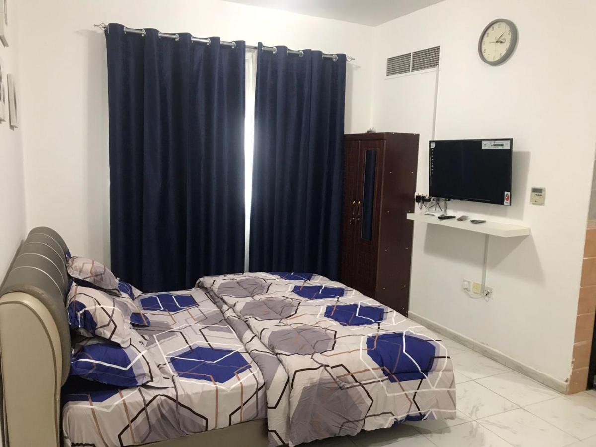 Apartment In Ajman,Furnished Studio Ngoại thất bức ảnh